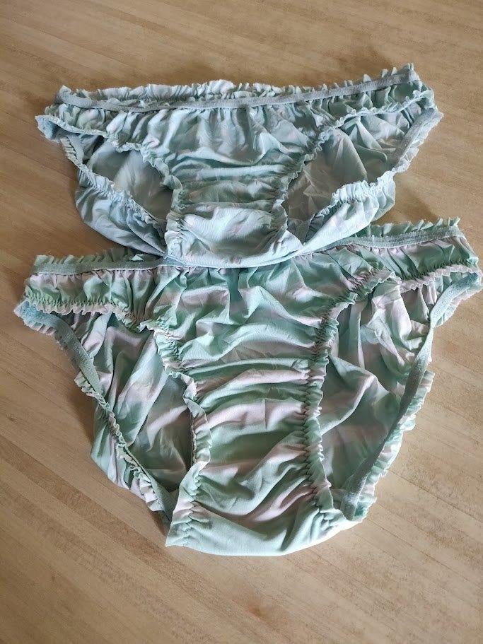 Ondergoed, Onderbroekjes voor Meisjes. maat 116., Enlèvement ou Envoi, Utilisé, GILLY HICKS., Vêtements de nuit ou Sous-vêtements