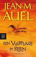 Te Koop Boek EEN VUURPLAATS IN STEEN Jean M. Auel, Boeken, Jean M. Auel, Amerika, Ophalen, Gelezen