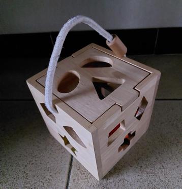 kubus beschikbaar voor biedingen