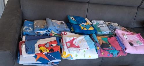 Housses d'édredons, Kinderen en Baby's, Kinderkamer | Beddengoed, Zo goed als nieuw, Kussen, Ophalen