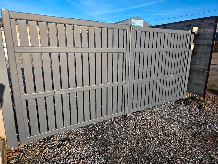 Une barrière électrifiée, portail battant., Jardin & Terrasse, Jardin & Terrasse Autre, Utilisé, Enlèvement