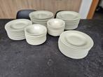 72-delig servies (24 pers), Ophalen, Zo goed als nieuw, Bord(en)