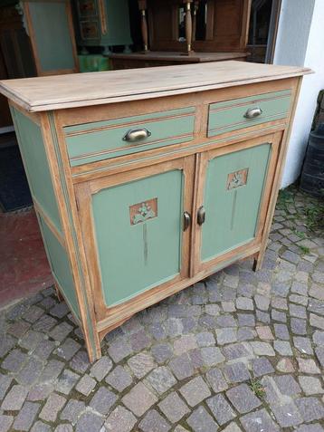 Schitterend antiek massief grenen dressoir  beschikbaar voor biedingen