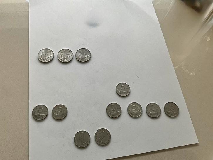 Italiaanse 5 lire-munten en  10 lire munten, Postzegels en Munten, Munten | Nederland, Ophalen of Verzenden