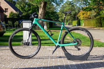 Exceed CF 6 2024 - Proffesionele mountainbike beschikbaar voor biedingen