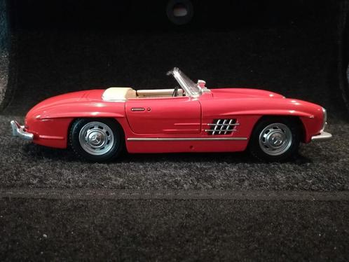 Mercedes-Benz 300 SL Roadster 1957 - 1:18, Hobby en Vrije tijd, Modelauto's | 1:18, Zo goed als nieuw, Auto, Burago, Ophalen of Verzenden