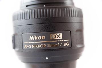 Nikon 35mm f1.8 als nieuw beschikbaar voor biedingen