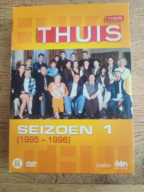 DVD Box Thuis Seizoen 1, Cd's en Dvd's, Dvd's | Tv en Series, Gebruikt, Ophalen of Verzenden