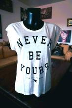 T-shirt: ‘never be yours, always be mine’, Manches courtes, Taille 42/44 (L), Enlèvement ou Envoi, Blanc