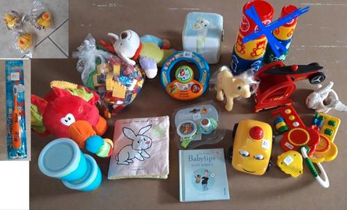 Baby speelgoed knisperboekje knuffels activiteitenspeelgoed, Kinderen en Baby's, Speelgoed | Babyspeelgoed, Rammelaar, Ophalen of Verzenden