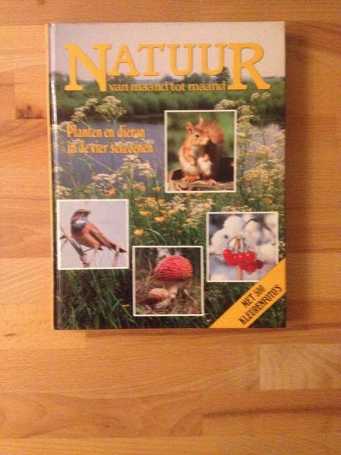 Natuur van maand tot maand, Boeken, Natuur, Gelezen, Ophalen of Verzenden