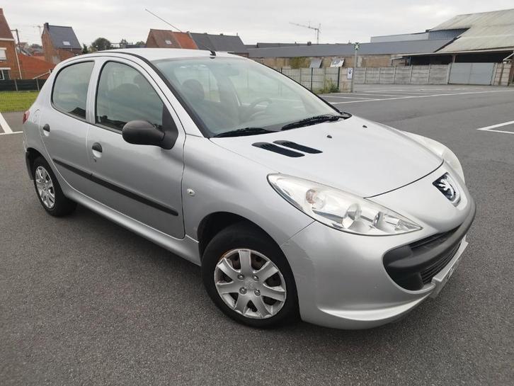 peugeot 206 +         benzine, Auto's, Peugeot, Bedrijf, Te koop, Benzine, Euro 4, Stadsauto, 5 deurs, Handgeschakeld, Zilver of Grijs