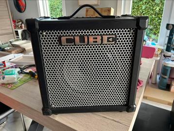 Roland cube 40gx beschikbaar voor biedingen