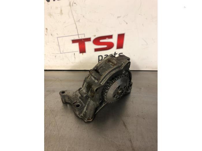 Oliepomp van een Volkswagen Golf, Auto-onderdelen, Motor en Toebehoren, Volkswagen, Gebruikt, 3 maanden garantie, Ophalen of Verzenden
