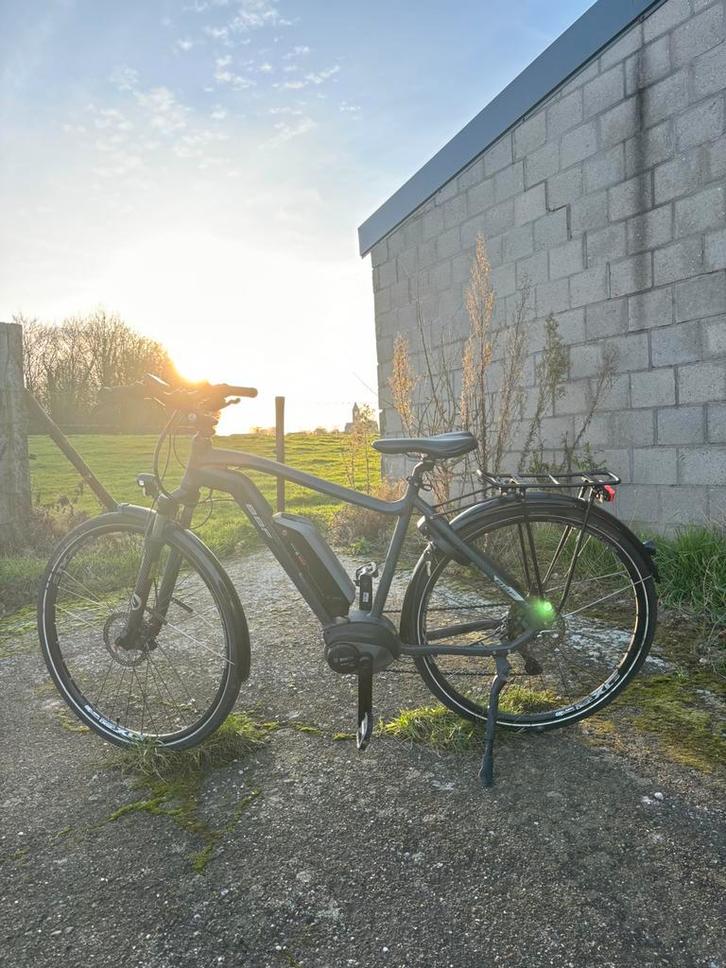 Bbf basel e bike Bosch, Fietsen en Brommers, Fietsen | Heren | Herenfietsen, Zo goed als nieuw, Ophalen of Verzenden