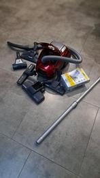 Aspirateur Hoover avec tous les accessoires et sacs, Electroménager, Utilisé, Aspirateur