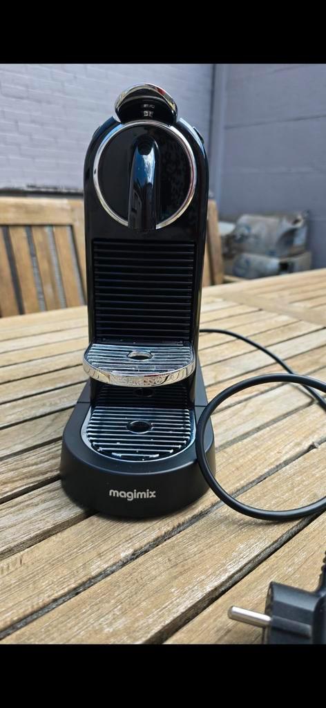 De Nespresso CitiZ  black, Elektronische apparatuur, Koffiezetapparaten, Nieuw, Koffiepads en cups, Koffiemachine, 4 tot 10 kopjes