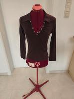 Belle blouse féminine moulante, encolure décorée de boutons, Zo goed als nieuw, Maat 38/40 (M), Bruin