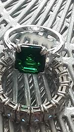 Swarovski ring Attract maat 58, ongedragen, Handtassen en Accessoires, Ringen, 18 tot 19, Nieuw, Ophalen of Verzenden, Dame