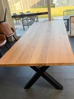 Tafel enzo / kruispoot zwart / blad massief eik, Huis en Inrichting, Tafels | Eettafels, Ophalen, Gebruikt