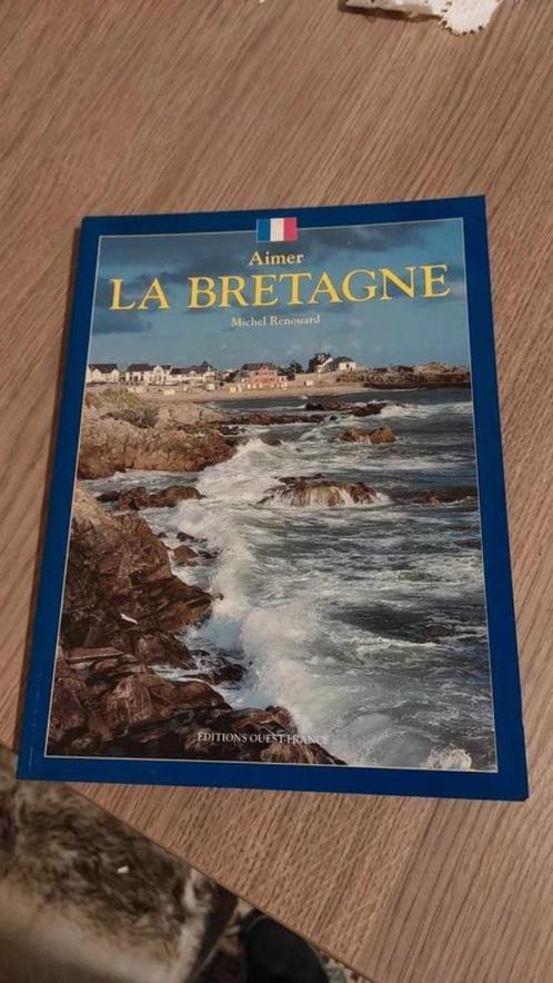 Aimer la Bretagne / Michel Renouard, Boeken, Reisgidsen, Gelezen, Reisgids of -boek, Europa, Verzenden
