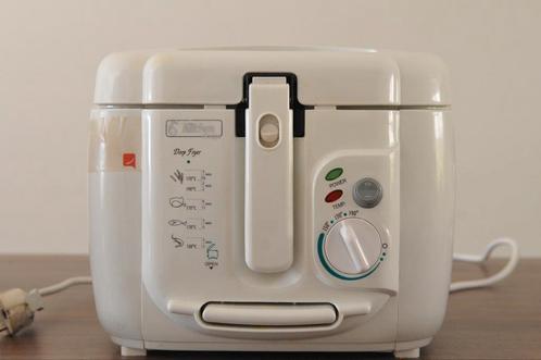 Friteuse électrique compacte – Thermostat réglable – Bon éta, Elektronische apparatuur, Frituurpannen, Gebruikt, Ophalen