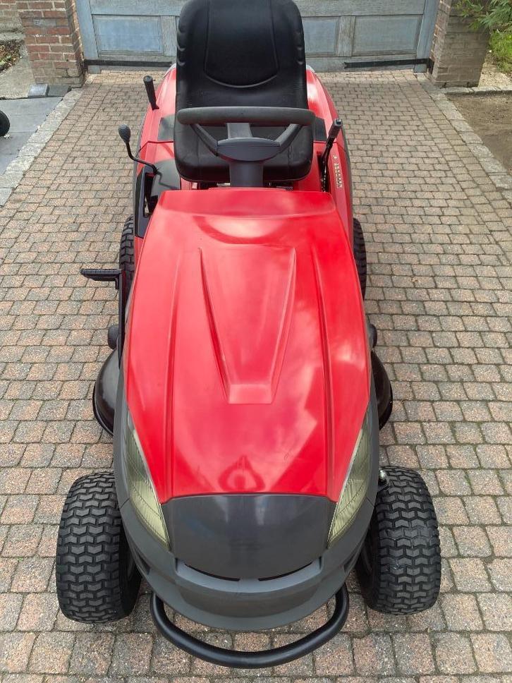 Zitmaaier Castelgarden, Tuin en Terras, Zitmaaiers, Gebruikt, 90 tot 120 cm, Elektrische starter, Opvangbak, Ophalen