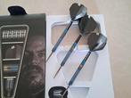 Target Adrian Lewis 22gr SP Black, Sport en Fitness, Darts, Ophalen of Verzenden, Zo goed als nieuw, Flights