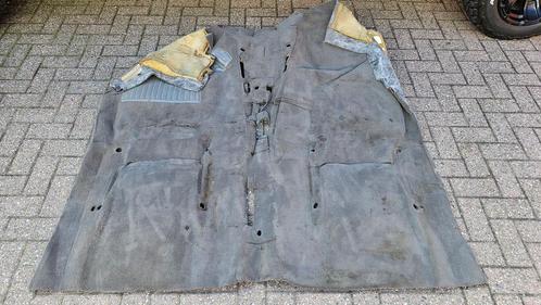 Tapijt vloerbedekking grijs antraciet BMW 3 serie E30 sedan, Auto-onderdelen, Interieur en Bekleding, BMW, Gebruikt, Ophalen