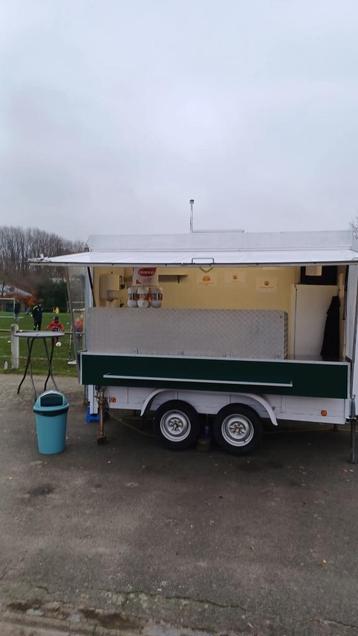 Foodtruck beschikbaar voor biedingen