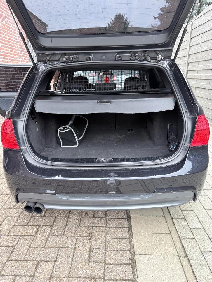 BMW 325d euro 5, Autos, BMW, Particulier, X5, Diesel, Euro 5, Break, 5 portes, Boîte manuelle, Noir, Noir, Alcantara, Propulsion arrière