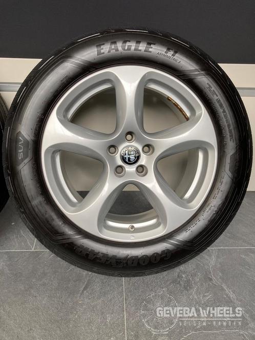 18” originele Alfa Romeo Stelvio velgen + banden 5x110 15612, Autos : Pièces & Accessoires, Pneus & Jantes, Pneus et Jantes, Pneus été