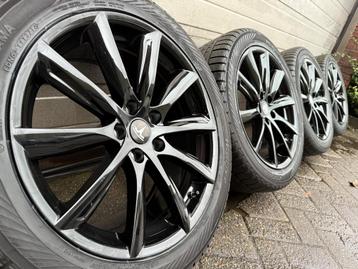 19 inch Tesla Model Y velgen Performance winterbanden sensor beschikbaar voor biedingen