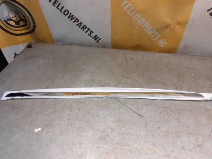 Sierlijst achterklep van een Suzuki Celerio (NVT), Auto-onderdelen, Carrosserie, Suzuki, Gebruikt, 3 maanden garantie, Ophalen of Verzenden