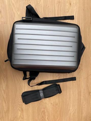 Laptoptassen silveren beschikbaar voor biedingen