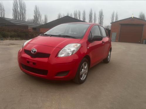 TOYOTA YARIS 1.0 BENZINE PERFECT STAAT MET AIRCO VAN 2010, Auto's, Toyota, Bedrijf, Te koop, Yaris, ABS, Airbags, Airconditioning