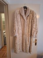 Manteau en fourrure véritable, Enlèvement