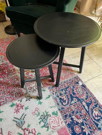 2 zwarte salontafels beschikbaar voor biedingen
