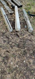 Betonpalen gratis af te halen, Ophalen, Zo goed als nieuw