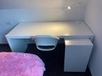 Witte uitschuifbare hoek bureau + stoel + kussen + lamp, Huis en Inrichting, Ophalen, Zo goed als nieuw, Bureau