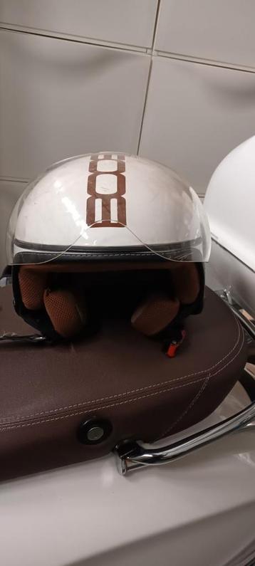 Scooter helm beschikbaar voor biedingen
