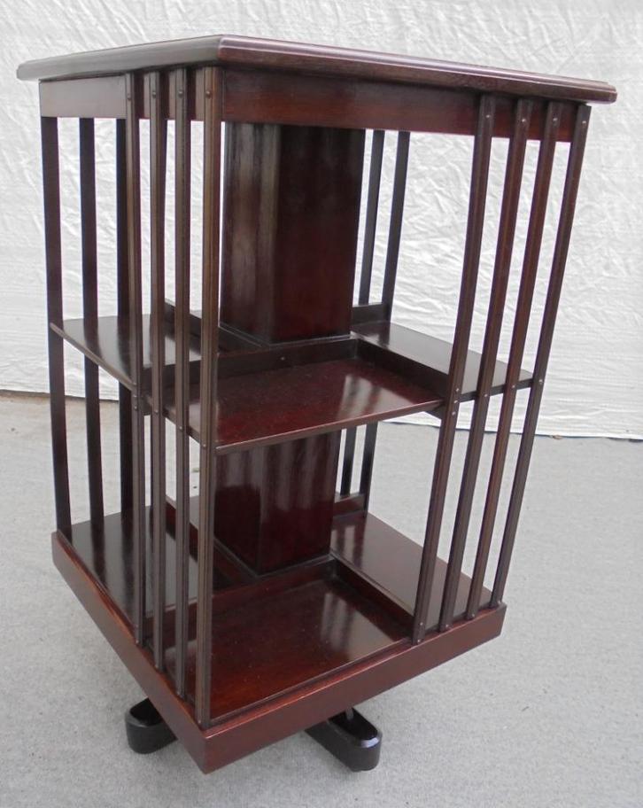 Mooie mahonie  boekenmolen boekenkast, Antiek en Kunst, Antiek | Woonaccessoires, Ophalen of Verzenden