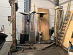2 palen auto hefbrug 2.4 ton, Auto diversen, Ophalen, Gebruikt