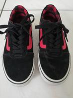 Vans sneakers zwart rood maat 34, Kinderen en Baby's, Ophalen of Verzenden, Zo goed als nieuw