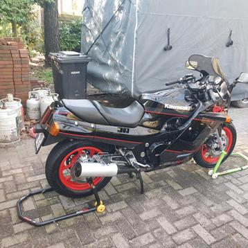 Unieke goedlopende Kawasaki Gpz1000Rx beschikbaar voor biedingen