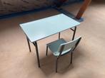 Retro kinderbureau met stoel - hout, Ophalen, Gebruikt, Tafel(s) en Stoel(en)