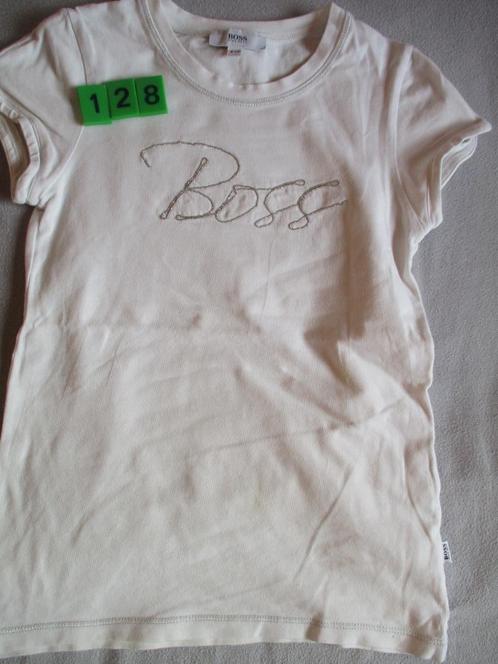 T-shirt blanc Hugo Boss taille 128, Enfants & Bébés, Vêtements enfant | Taille 128, Comme neuf, Fille, Chemise ou À manches longues
