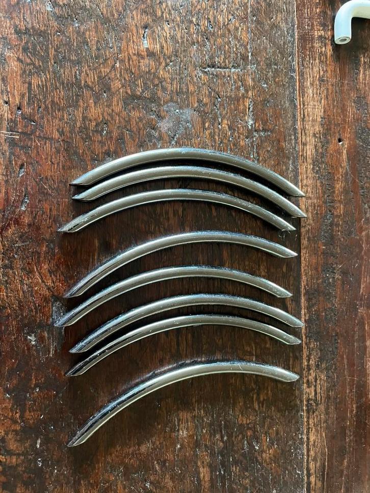 Verschillende Handgrepen, Doe-het-zelf en Bouw, Hang- en Sluitwerk, Zo goed als nieuw, Ophalen