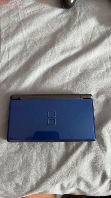 Nintendo ds lite beschikbaar voor biedingen