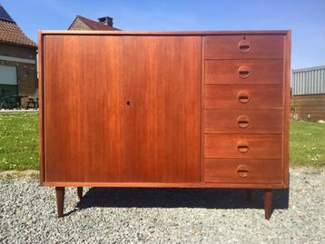 Vintage Danish  TallBoy - Cabinet Teak 1960s beschikbaar voor biedingen